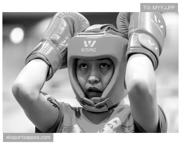 常园训练完顺手买了块表，价格够我交十年房租